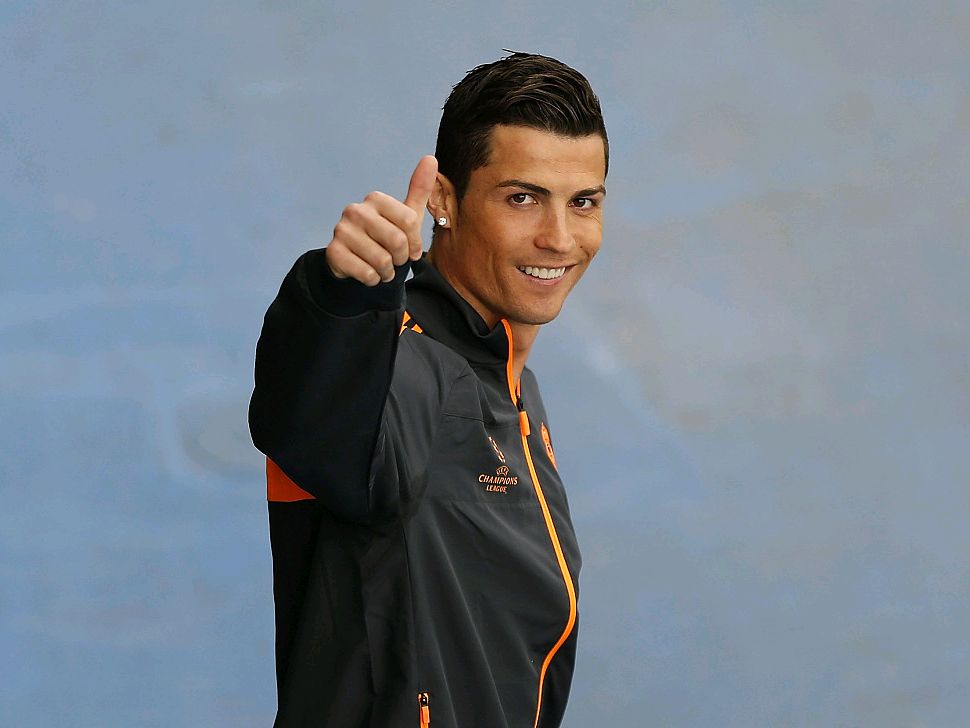 德转列土耳其球员历史身价榜：居莱尔9000万欧元高居第一（德转公布土耳其球员历史身价榜：居莱尔以9000万欧领跑）