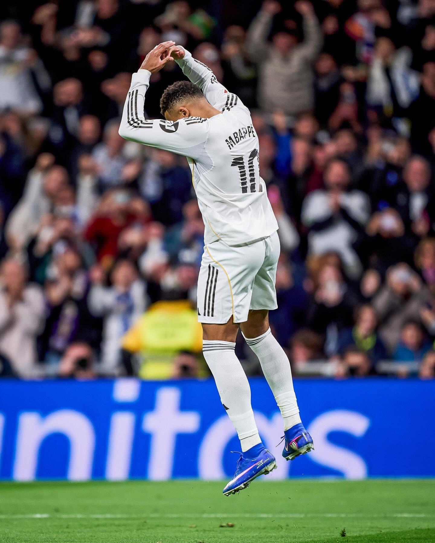 图拉姆：我们踢得很认真，我们是强大的团队，这对年轻人有益（图拉姆：我们踢得很投入，团队强大，这能帮助年轻人成长）