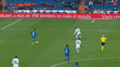 随海港夺冠，亚历斯祖成为首位夺得中超冠军的中国香港球员（海港夺冠，亚历斯祖成中超史上首位中国香港籍冠军球员）