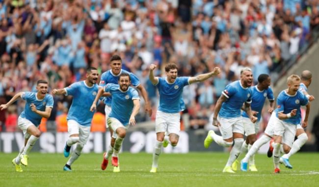 各队补强方案曝光引球迷热议（各队补强计划曝光，球迷议论纷纷）