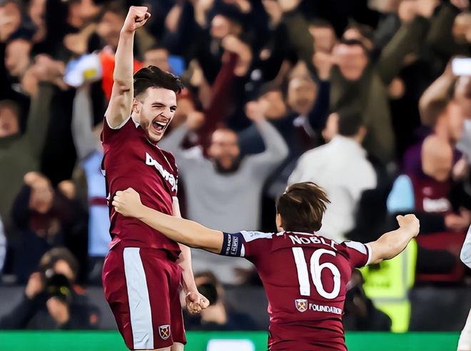 法媒：巴萨、拜仁、米兰和尤文关注南特17岁中卫塔蒂（法媒：巴萨、拜仁、米兰与尤文有意南特17岁中卫塔蒂）